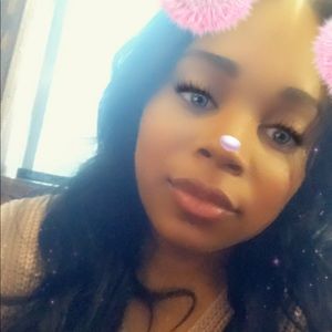 Meet your Posher, Sade